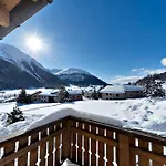 Engadina Chesa Gluna - Madulain