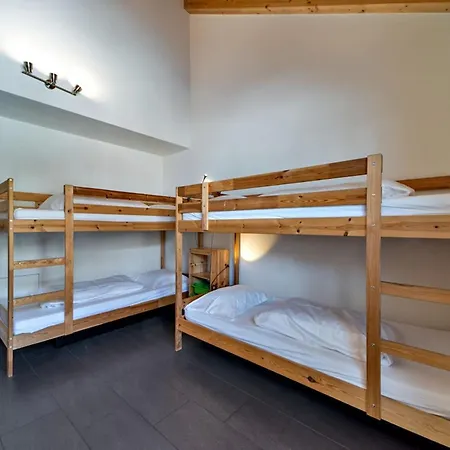 Engadina Chesa Gluna - Apartment Madulain