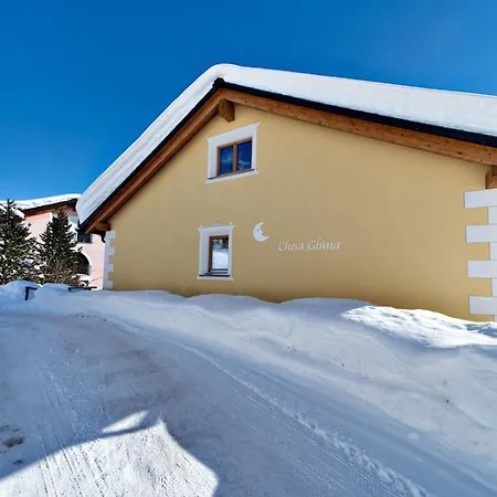 Engadina Chesa Gluna - *