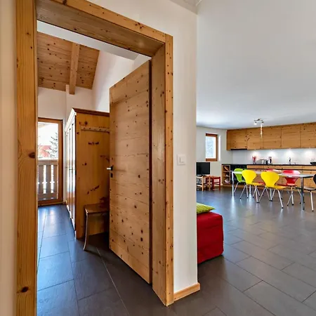 Engadina Chesa Gluna - * Madulain