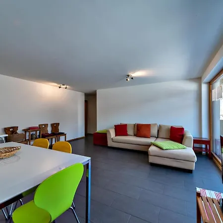 Apartment Engadina Chesa Gluna -