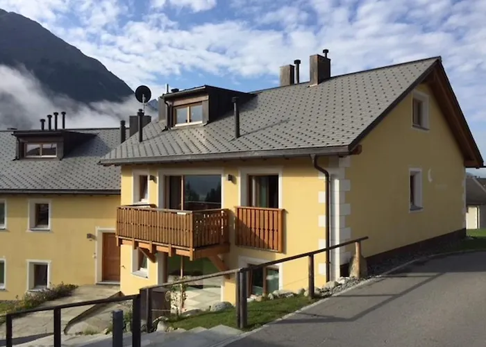Engadina Chesa Gluna - Madulain