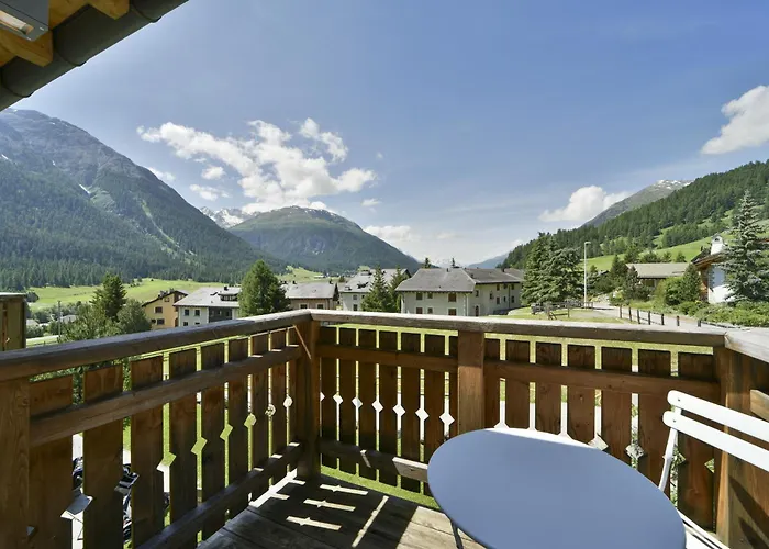 Engadina Chesa Gluna - Madulain